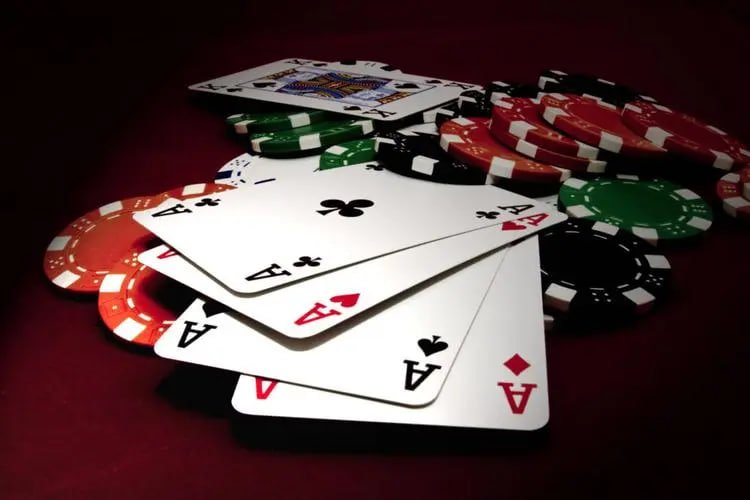 winhighbet Slots ကစားသမား Mobile APP ဖြင့် ကစားနေသောမြင်ကွင်း